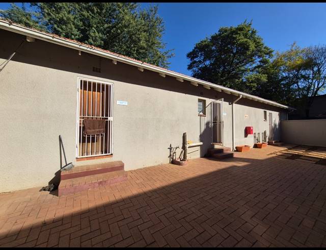 164M² OFFICE TO LET IN MELROSE ESTATE